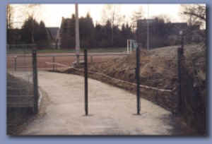 eingangsportplatz2-2001